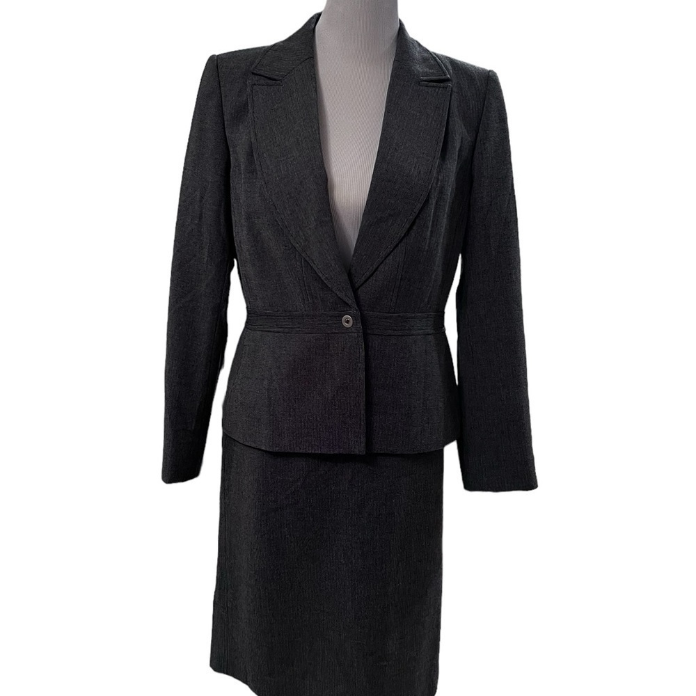 Liz Claiborne Suit, women’s 10